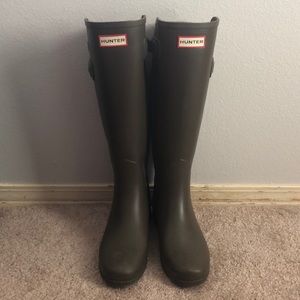 HUNTER BOOTS